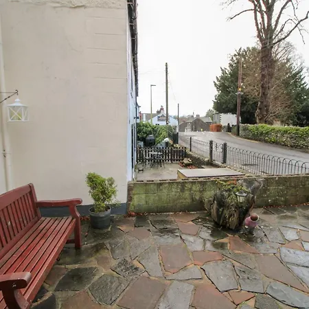 Cottage,